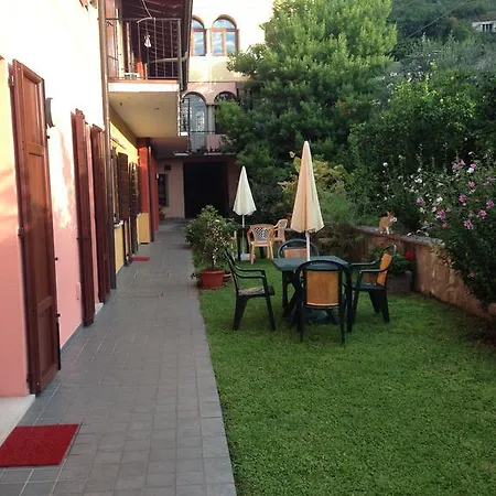 Ca' Dei Gatti بيت للعطل توسكولانو ماديرنو